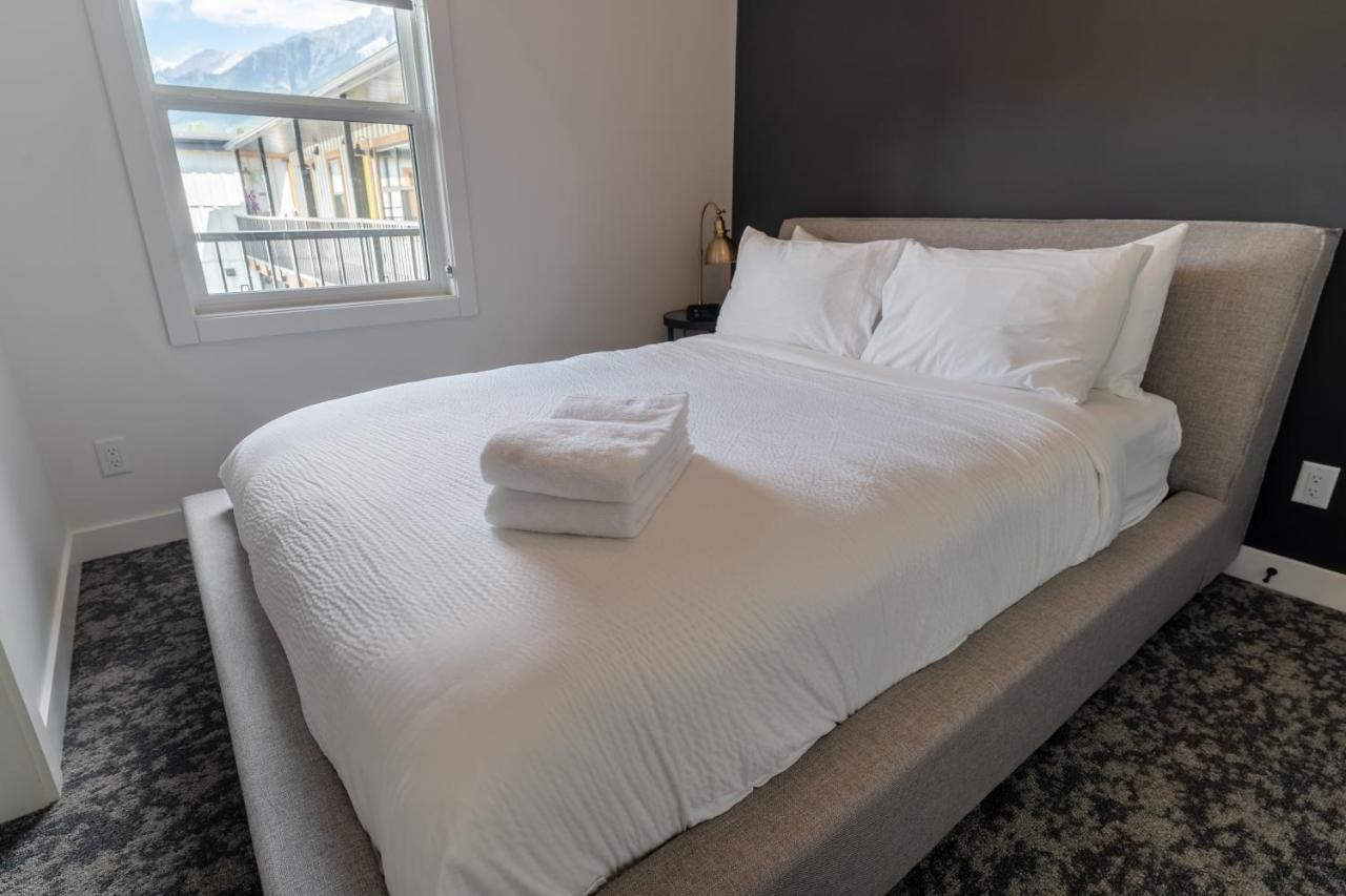 Hotel Basecamp